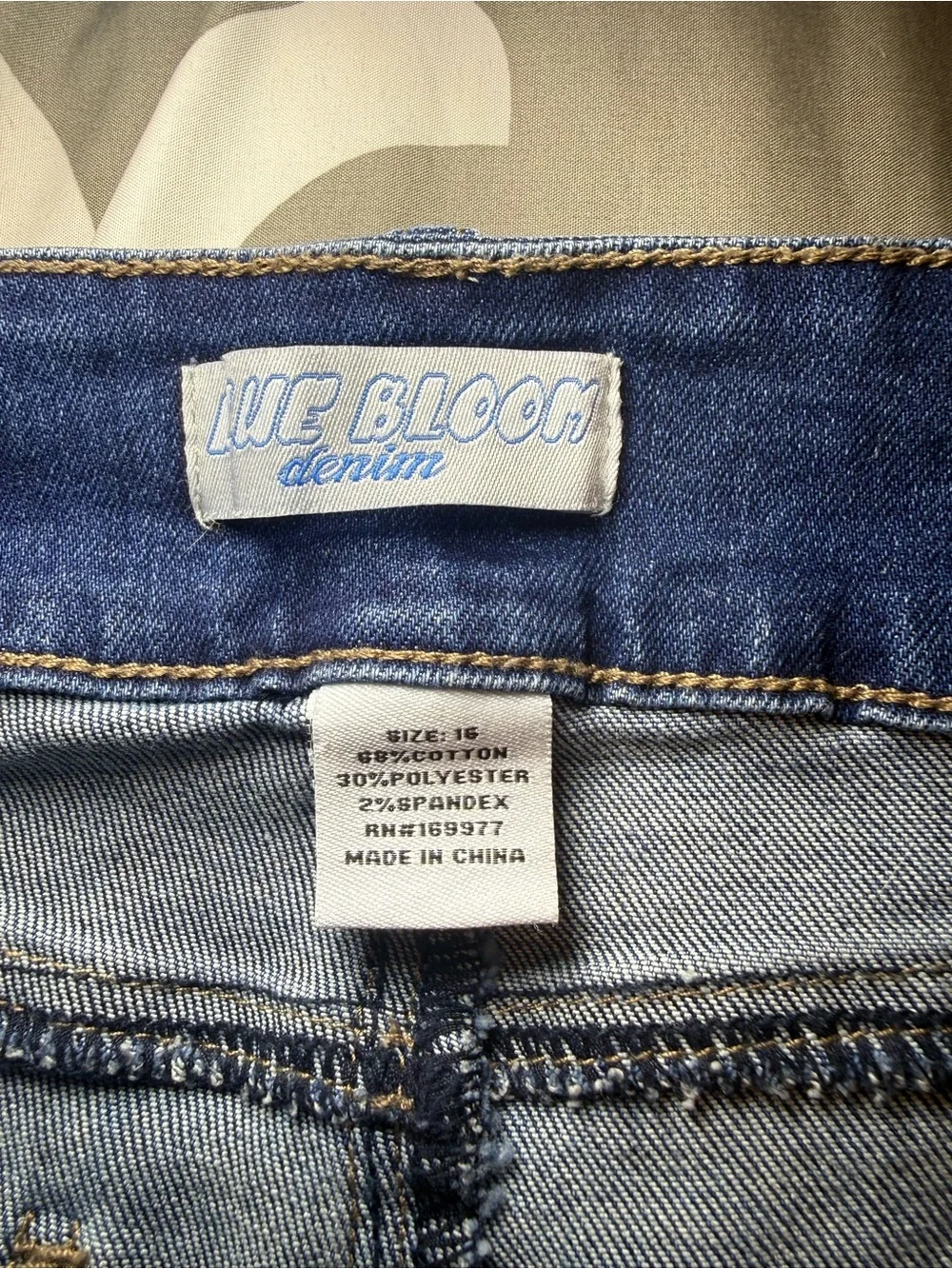 Blue Bloom Denim Bermuda Shorts — Size 16 New with tags!